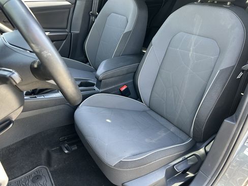 Used 2025 Volkswagen Jetta Sport FWD image 18