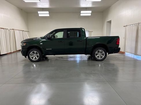 New 2026 RAM 1500 Big Horn AWD/4WD image 5