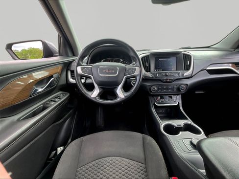 Used 2020 GMC Terrain SLE FWD image 8