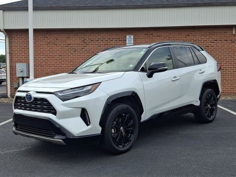 Used 2023 Toyota RAV4 XSE w/ XSE Grade Weather Package AWD/4WD image 3