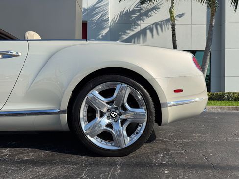 Used 2015 Bentley Continental GT image 13