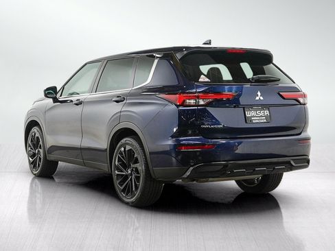 Used 2022 Mitsubishi Outlander SEL Black Edition AWD/4WD image 3