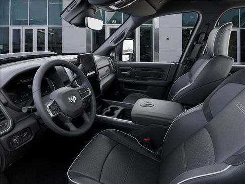 New 2026 RAM 2500 Laramie AWD/4WD image 22