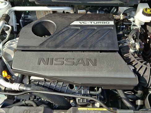 Used 2024 Nissan Rogue SV w/ SV Premium Package AWD/4WD image 30