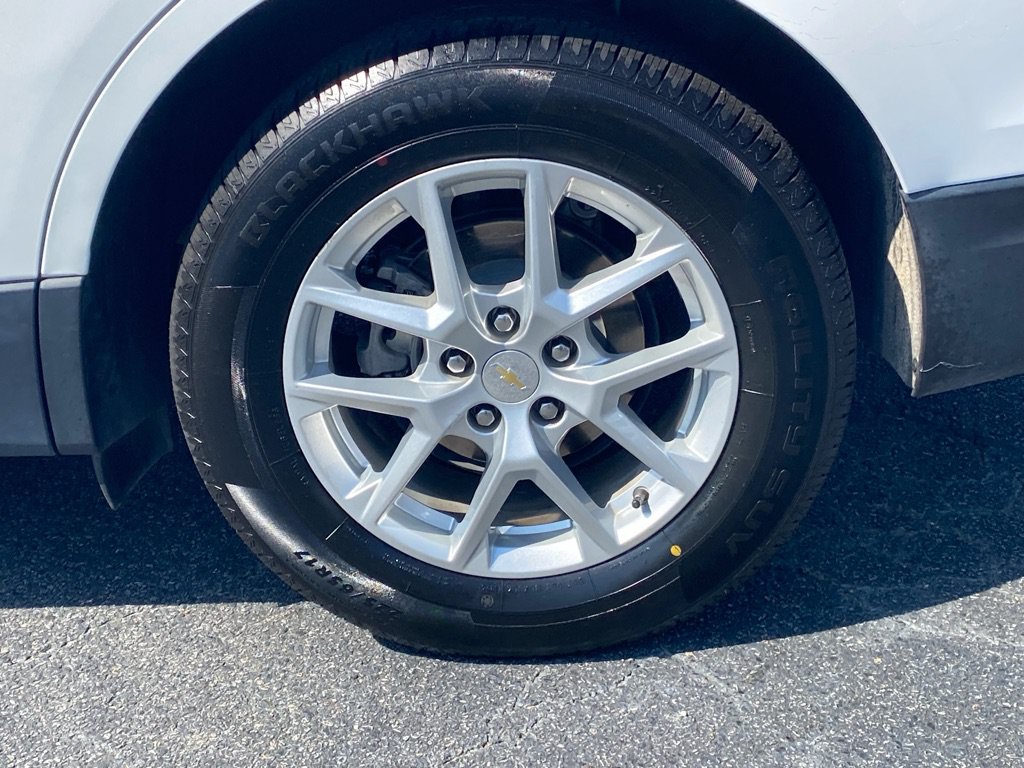 Used 2024 Chevrolet Equinox LT FWD image 11