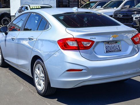 Used 2018 Chevrolet Cruze LT w/ LT Fleet Convenience Package FWD image 21