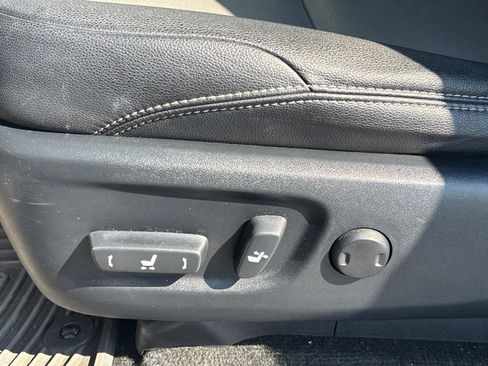 Used 2017 Toyota 4Runner SR5 Premium RWD image 9