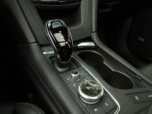 Certified 2024 Cadillac XT6 Premium Luxury w/ Platinum Package image 24