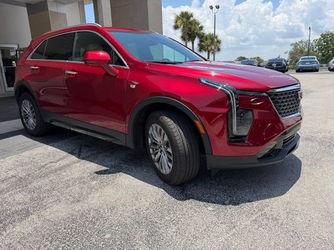 Used 2024 Cadillac XT4 Premium Luxury w/ Active Safety Package FWD image 1