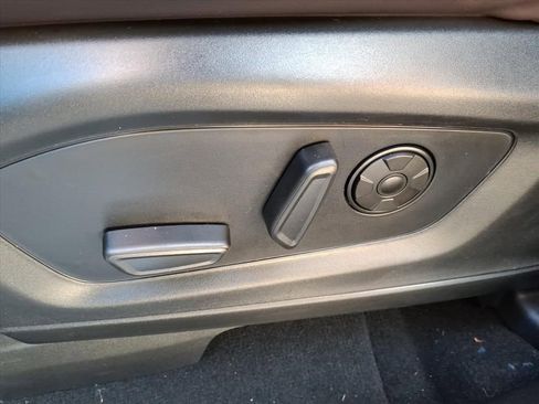 New 2026 Ford Explorer Platinum w/ LUX Leather Package image 17