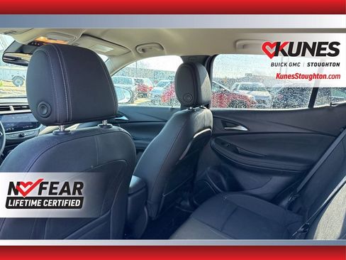 Used 2023 Buick Encore GX Preferred w/ Cold Weather Comfort Package image 38