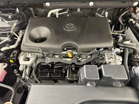 Used 2025 Toyota RAV4 LE FWD image 33