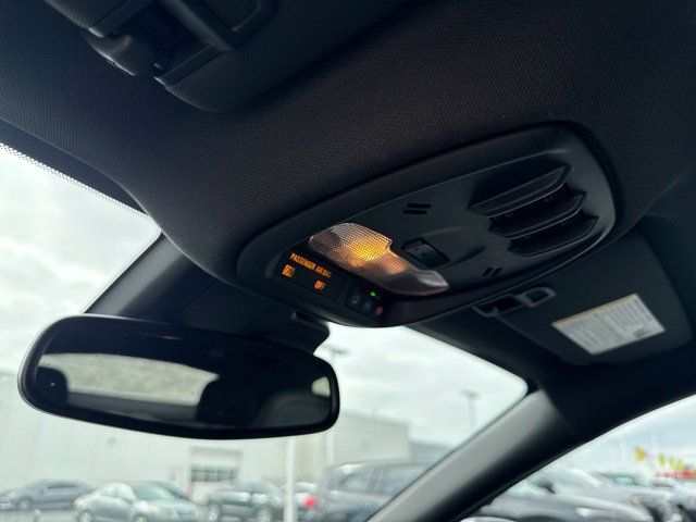 Used 2024 Buick Envista Sport Touring FWD image 14