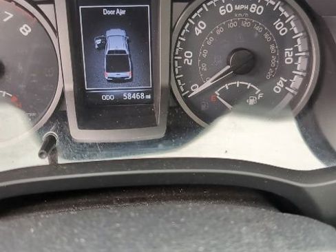 Used 2019 Toyota Tacoma TRD Pro AWD/4WD image 12