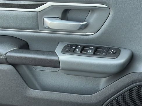 Used 2023 RAM 1500 Big Horn image 34