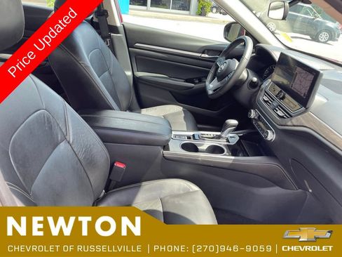 Used 2025 Nissan Altima 2.5 SL AWD/4WD image 20