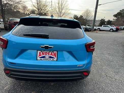 New 2026 Chevrolet Trax RS w/ Sunroof Package image 6
