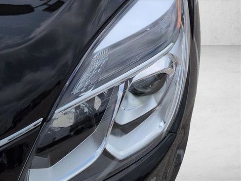 Used 2017 Chevrolet Equinox LT image 5