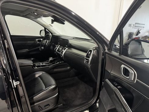 Used 2023 Kia Sorento SX AWD/4WD image 22