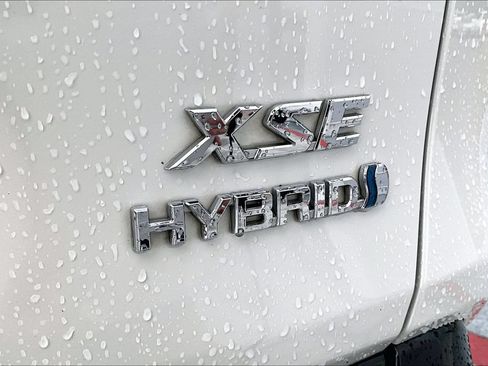 Certified 2022 Toyota RAV4 XSE w/ XSE Grade Weather Package AWD/4WD image 26