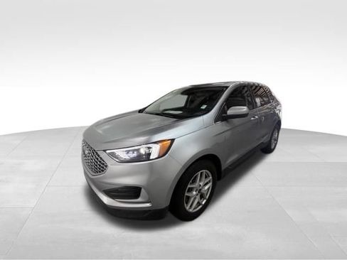 Used 2024 Ford Edge SEL AWD/4WD image 2