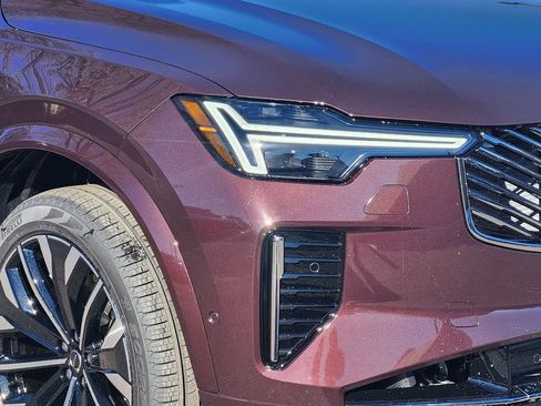 New 2026 Volvo XC90 T8 Ultra w/ Lounge Package image 27