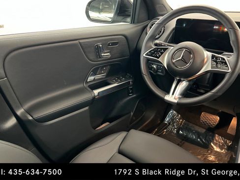 Certified 2026 Mercedes-Benz GLB 250 4MATIC image 11