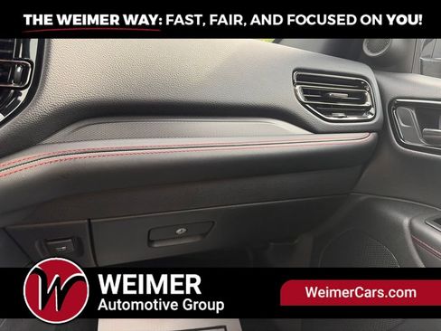 Used 2024 Dodge Durango GT AWD/4WD image 35