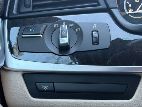 Used 2014 BMW 528i Sedan image 36