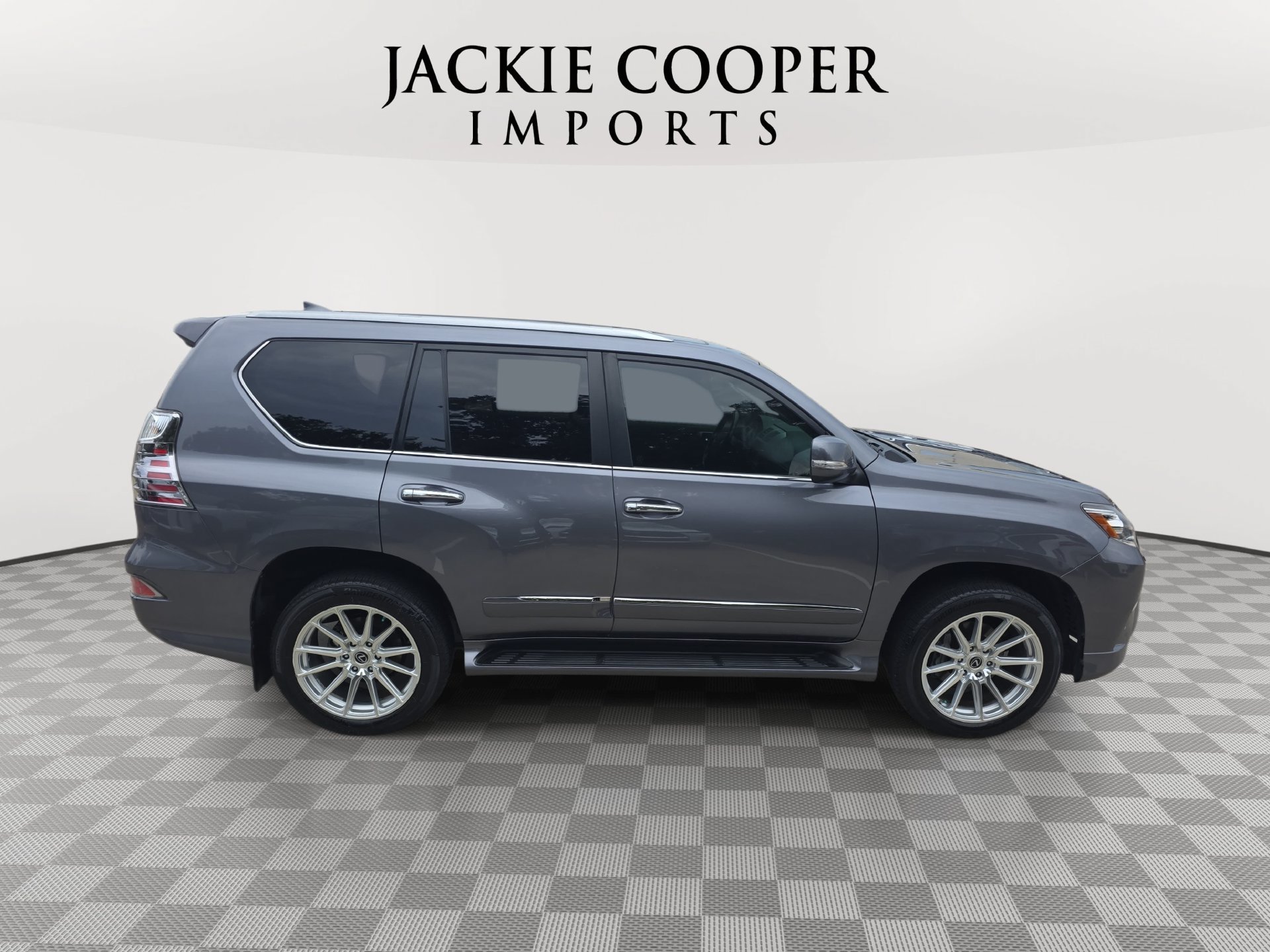 Used 2017 Lexus GX 460 Luxury w/ Preferred Accessory Package AWD/4WD image 4