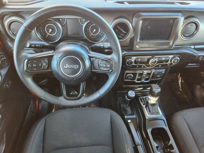 Used 2023 Jeep Gladiator Sport