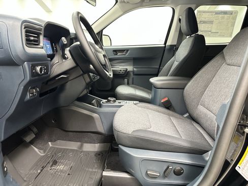 New 2025 Ford Maverick XLT w/ XLT Luxury Package image 10