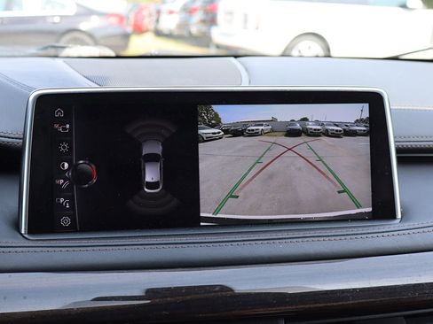 Used 2017 BMW X6 xDrive50i image 31