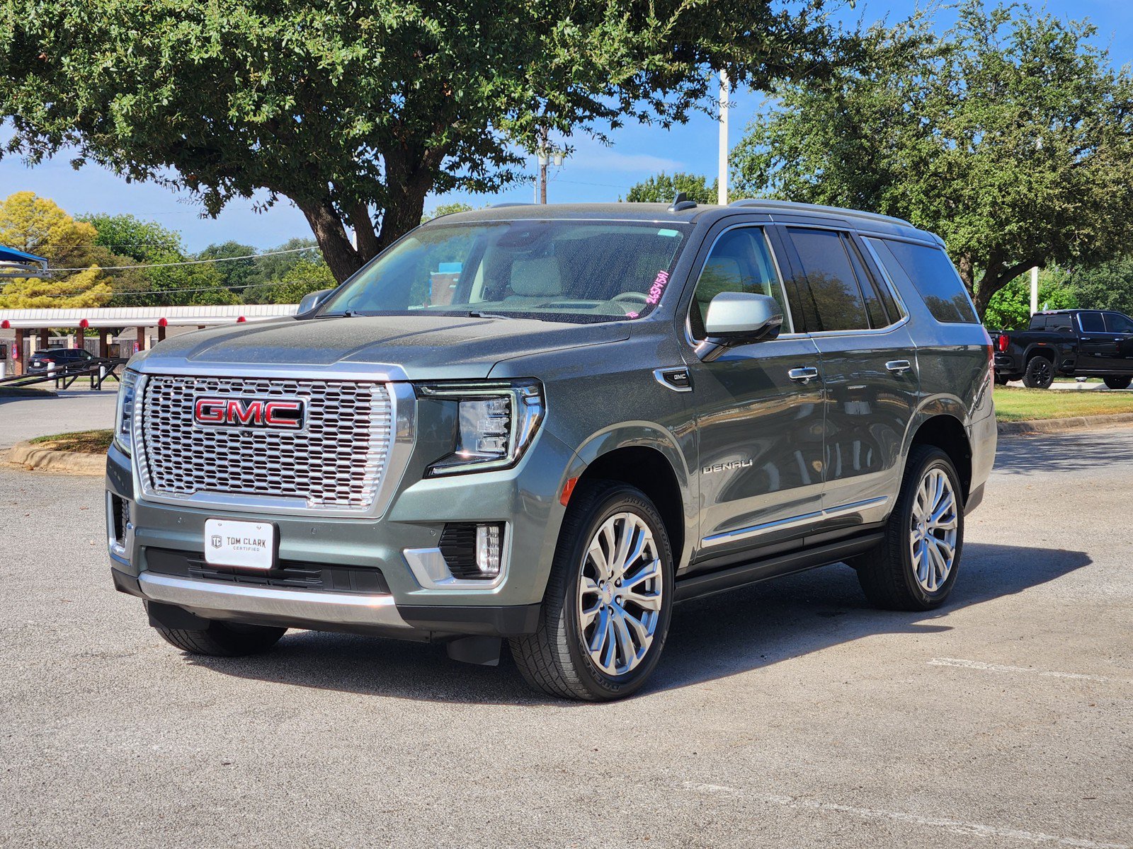 Used 2023 GMC Yukon Denali w/ Max Trailering Package AWD/4WD image 2
