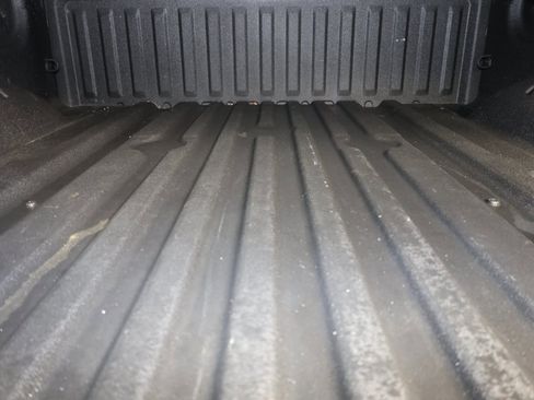 Used 2022 Nissan Titan PRO-4X w/ Pro-4x Convenience Package image 19