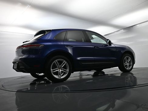 Certified 2024 Porsche Macan image 52