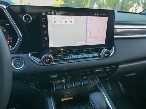 New 2026 GMC Canyon Elevation w/ Convenience Package RWD image 20