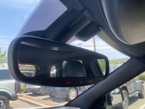 Used 2019 Jeep Grand Cherokee Altitude RWD image 29