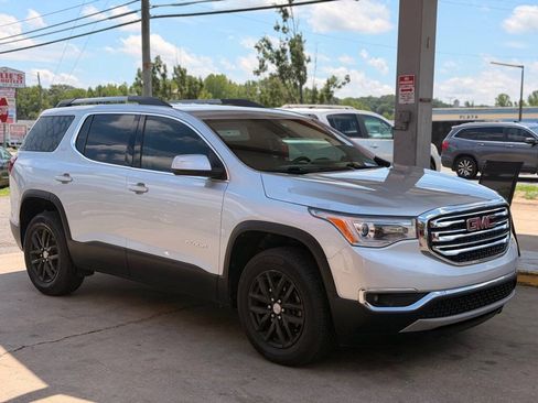 Used 2019 GMC Acadia SLT FWD image 10