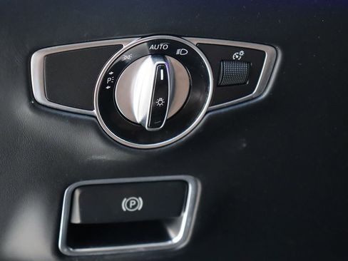 Used 2018 Mercedes-Benz S 560 4MATIC Sedan image 70