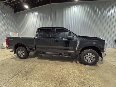 Used 2024 Ford F250 Lariat image 7