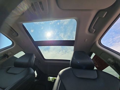 Certified 2025 Nissan Murano SL AWD/4WD image 22