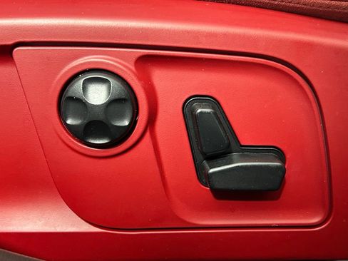 Used 2018 Maserati Ghibli S GranLusso image 11