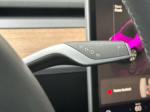 Used 2023 Tesla Model Y Long Range image 21