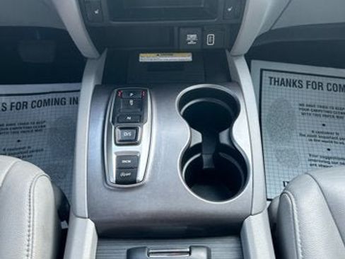 Certified 2021 Honda Pilot Special Edition image 11