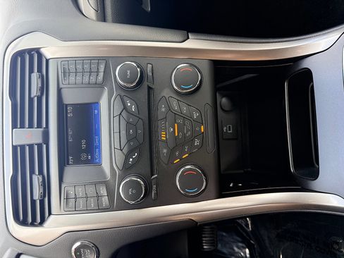 Used 2018 Ford Fusion S FWD image 17