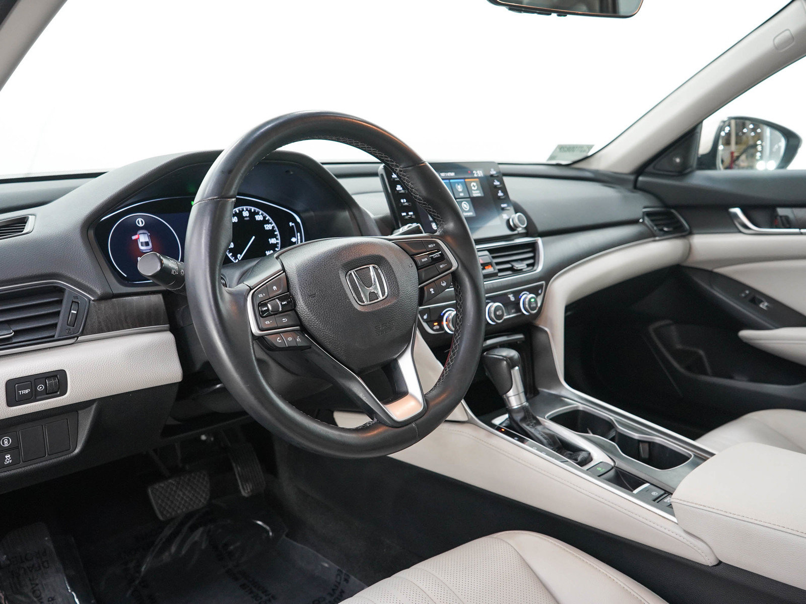Used 2018 Honda Accord EX-L image 23