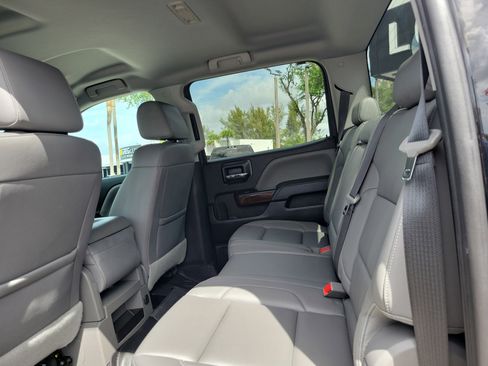 Used 2018 GMC Sierra 1500 SLT w/ SLT Premium Package image 12