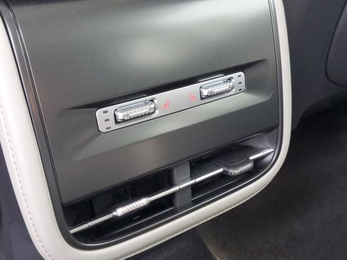 New 2025 Lincoln Nautilus Reserve image 29