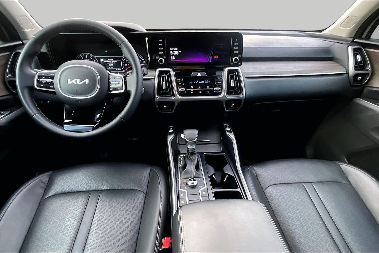 Used 2022 Kia Sorento S AWD/4WD image 16